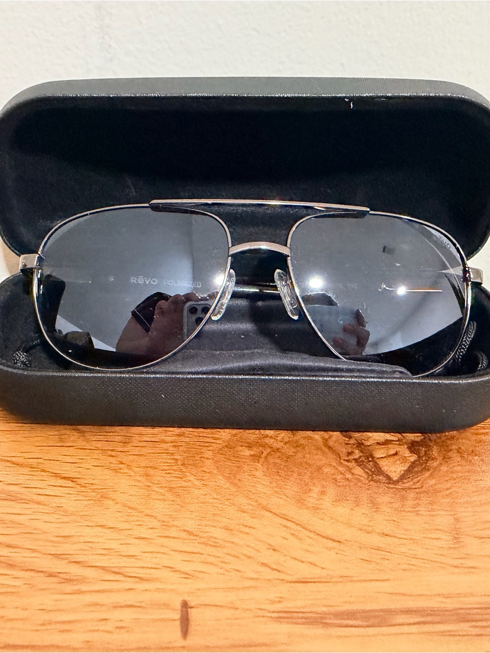 *NWOT* REVO Conrad Aviator Sunglasses